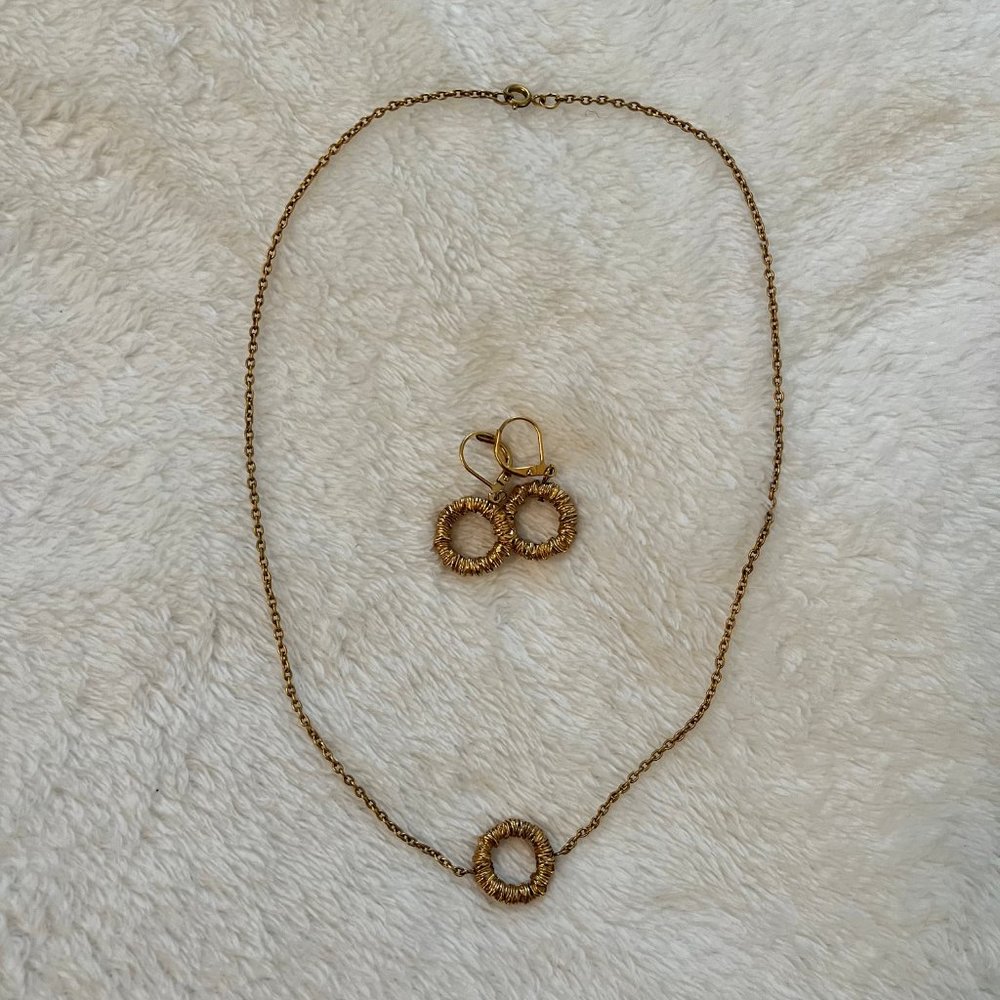 Handmade Gold Wire Wrapped Circle Necklace and Earring Set
